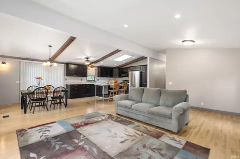 10824 Anderson Rd, Granger, IN 46530 photo 4