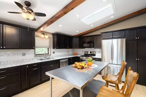 10824 Anderson Rd, Granger, IN 46530 photo 8