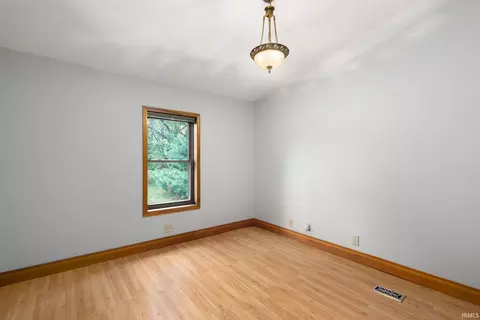 10824 Anderson Rd, Granger, IN 46530 photo 12