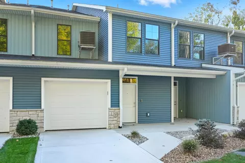 35 Lane 345 Crooked Lk, Angola, IN 46703