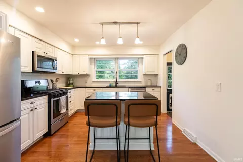 Kitchen - 1909 E Viva Dr, Bloomington, IN 47401 photo 1 of 3