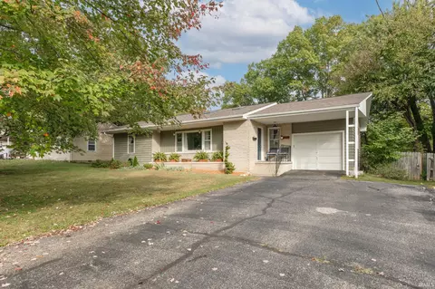 Exterior - 1909 E Viva Dr, Bloomington, IN 47401 photo 1 of 6