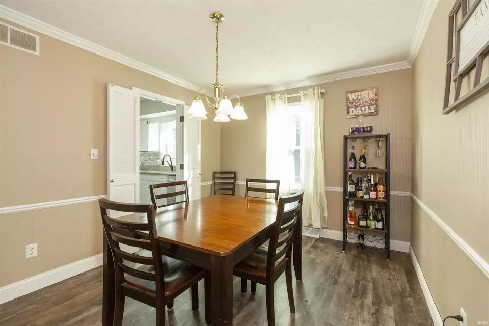 Dining - 12012 S Timberline Trce, Granger, IN 46530 photo 2 of 4