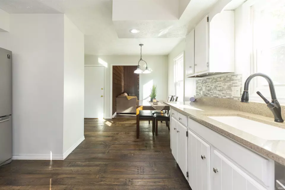 Entry Way - 12012 S Timberline Trce, Granger, IN 46530 photo 2 of 2