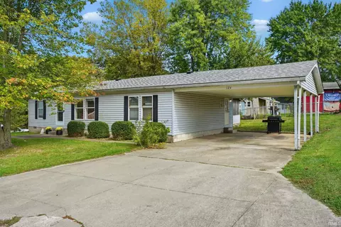 124 W Warren St, Mitchell, IN 47446 photo 1