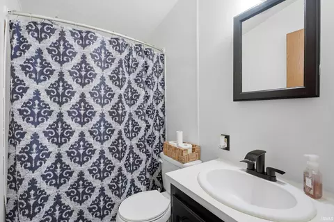 124 W Warren St, Mitchell, IN 47446 photo 13