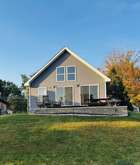 6105 N 300 E, Monon, IN 47959
