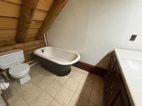 Bath - 6643 E 450 N, Francisco, IN 47649 photo 2 of 2