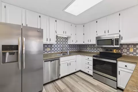 1157 E Commons Dr, Bloomington, IN 47401 photo 21