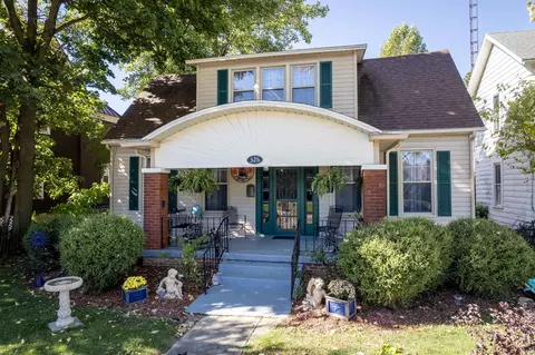 326 S Meridian St, Winchester, IN 47394