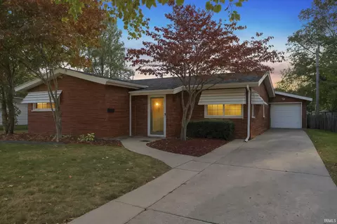 2422 Stanford Ave, Fort Wayne, IN 46808