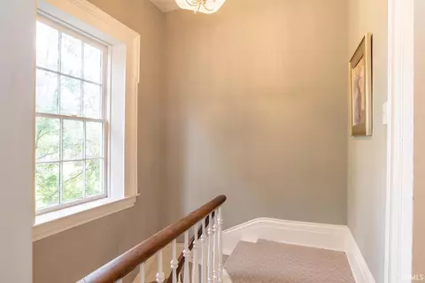 Entry Way - 401 S High St, Bloomington, IN 47401 photo 5 of 6