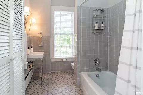 Bath - 401 S High St, Bloomington, IN 47401 photo 6 of 6