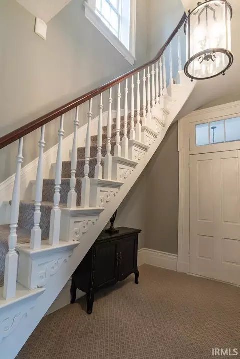 Entry Way - 401 S High St, Bloomington, IN 47401 photo 2 of 6