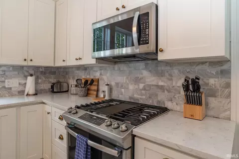 Kitchen - 401 S High St, Bloomington, IN 47401 photo 2 of 5