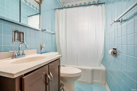 Bath - 1402 E Calvert St, South Bend, IN 46613 photo 1 of 1