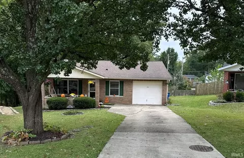 166 J Hunter Dr, Bedford, IN 47421
