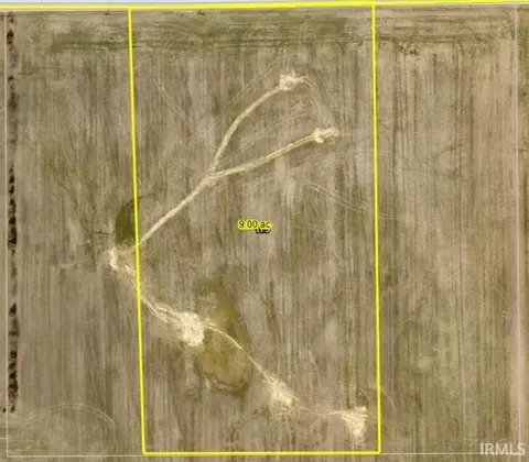 9 E Acres E 300 S Rd, Washington, IN 47501