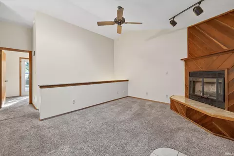 Living - 664 12 E Heather Dr, Bloomington, IN 47401 photo 2 of 9