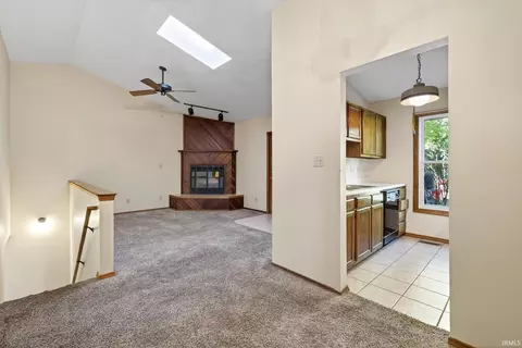 Living - 664 12 E Heather Dr, Bloomington, IN 47401 photo 5 of 9