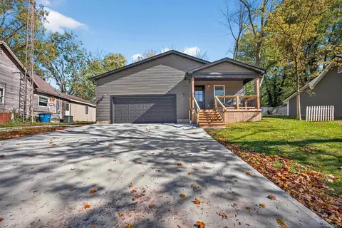 2112 G St, Bedford, IN 47421