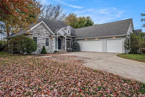 127 N Superior Ave, Warsaw, IN 46582