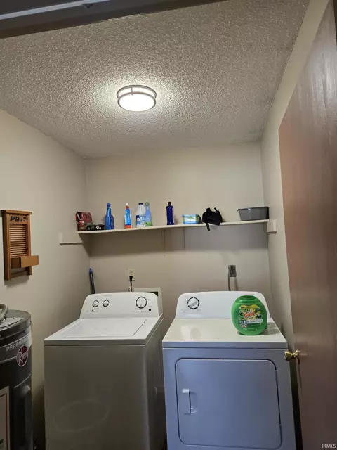 585 Meadow Ln, Waterloo, IN 46793 photo 8