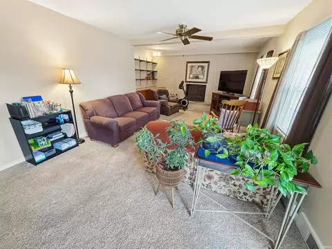 974 Macarthur St, Jasper, IN 47546 photo 2