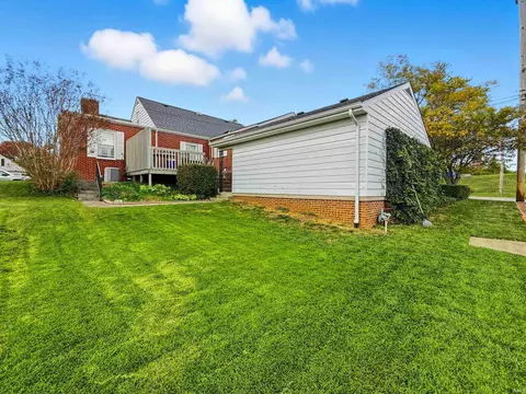 974 Macarthur St, Jasper, IN 47546 photo 14