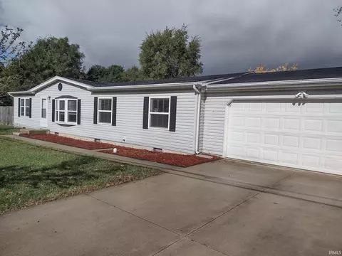 25025 Dunny St, Elkhart, IN 46514