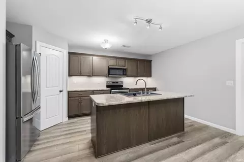 4802 Tyrone Rd, Fort Wayne, IN 46809 photo 6