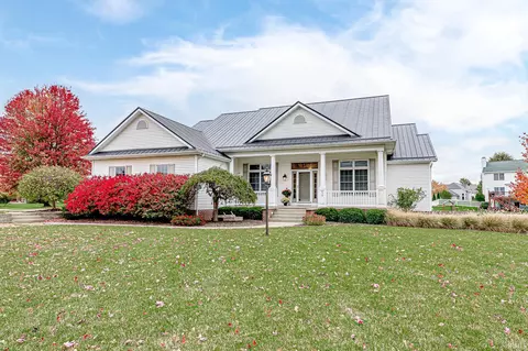 939 N Old Orchard Dr, Warsaw, IN 46582