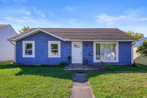 1027 W Cleveland St, Hartford City, IN 47348