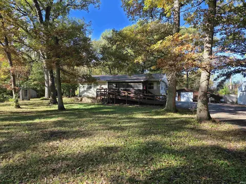 8255 S 900 West Rd, San Pierre, IN 46374