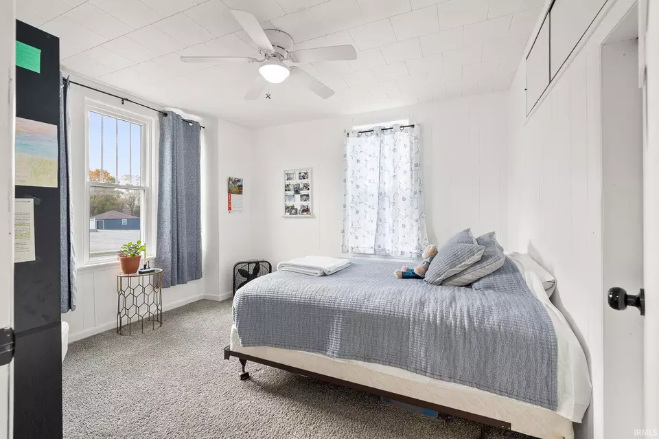 Bedroom - 325 N Wayne St, Warren, IN 46792 photo 3 of 6