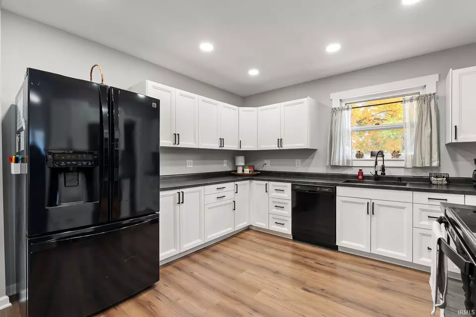 Kitchen - 325 N Wayne St, Warren, IN 46792 photo 1 of 4