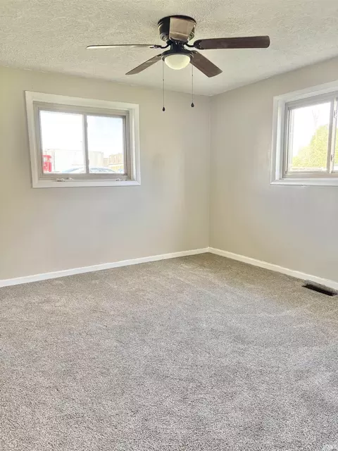 Bedroom - 501 E Beech St, Sullivan, IN 47882 photo 3 of 6