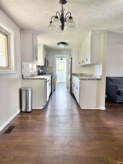 Kitchen - 501 E Beech St, Sullivan, IN 47882 photo 1 of 7