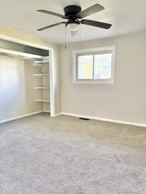 Bedroom - 501 E Beech St, Sullivan, IN 47882 photo 2 of 6