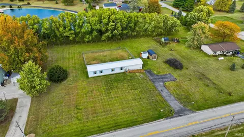 10930 W Yoder Rd, Roanoke, IN 46783 photo 2