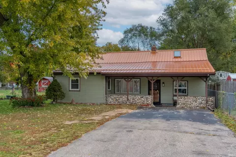 57640 Woodrow St, Elkhart, IN 46517