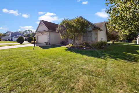 50801 Acorn Trl, Elkhart, IN 46514