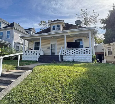 603 E Van Trees St, Washington, IN 47501