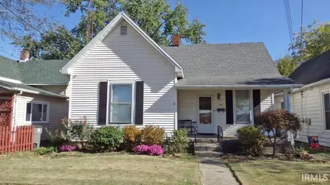 122 E Swartzel Ave, Vincennes, IN 47591
