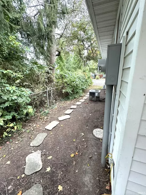 104 E Harrison St, Fairmount, IN 46928 photo 19