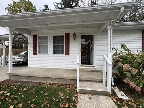 104 E Harrison St, Fairmount, IN 46928 photo 29