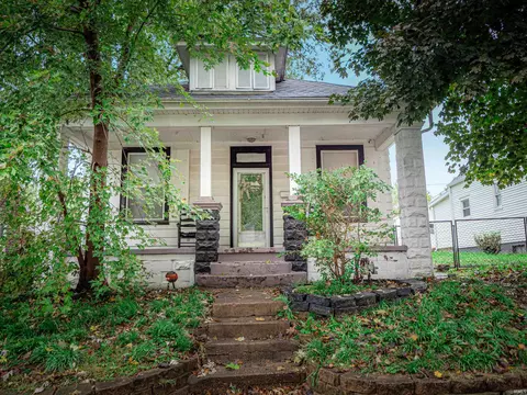 3011 Forest Ave, Evansville, IN 47712