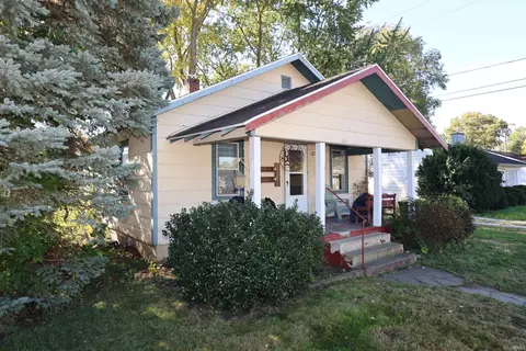 Exterior - 1617 E 4th St, Mishawaka, IN 46544 photo 1 of 3
