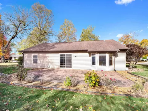 Exterior - 1905 Maple Ln, Garrett, IN 46738 photo 6 of 8