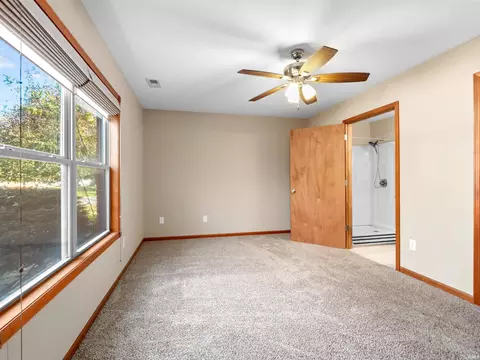 Bedroom - 1905 Maple Ln, Garrett, IN 46738 photo 8 of 10